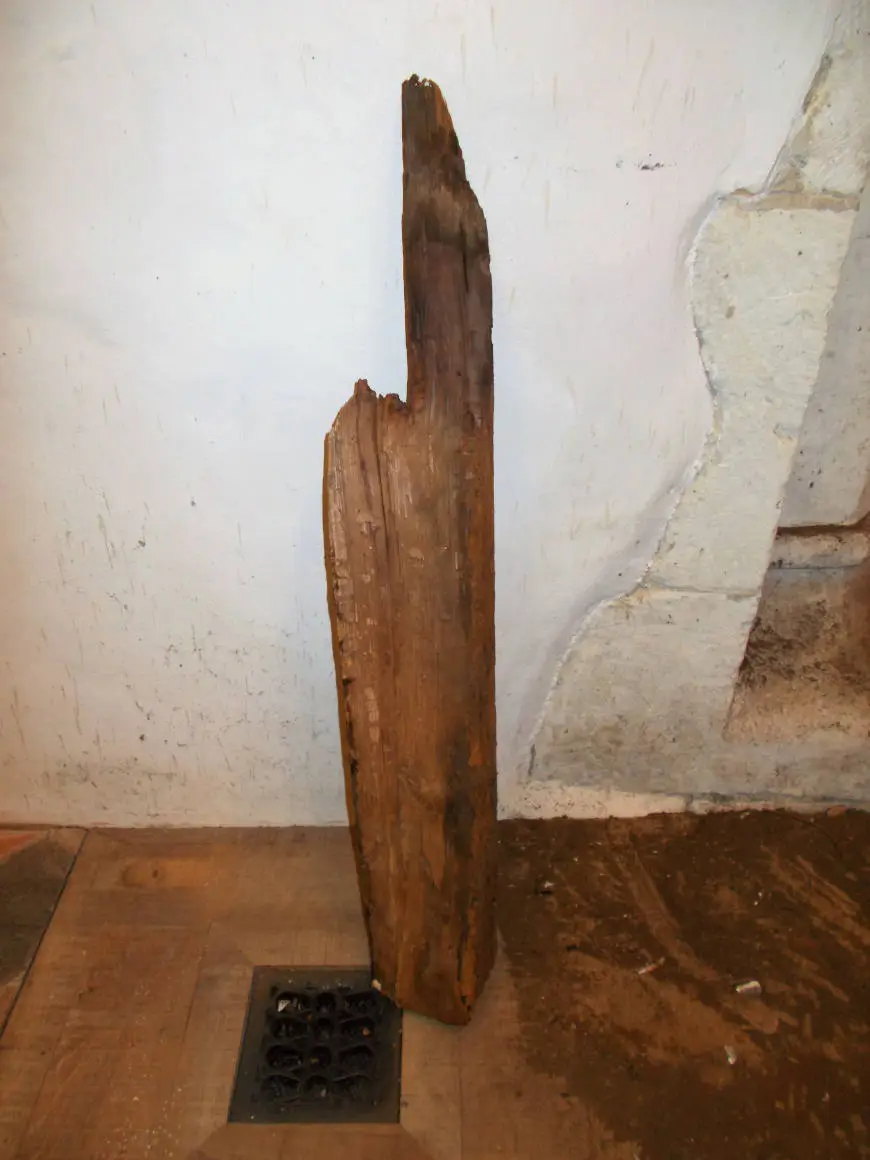 St James' Finchampstead - Image 3