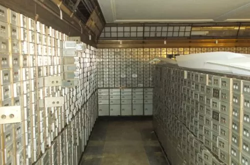 Vault